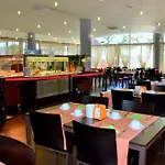Modern Beachfront Flat In A With Pool Apartment Bibione