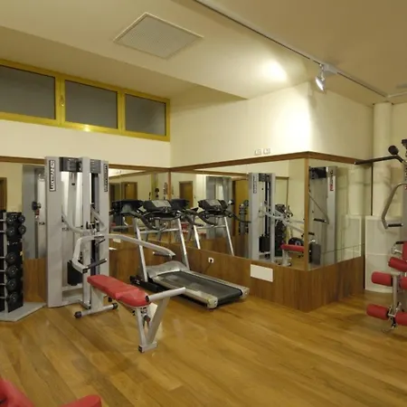 Modern Beachfront Flat In A With Pool Bibione