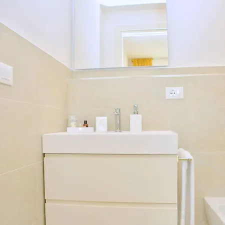 Modern Beachfront Flat In A With Pool Apartamento Bibione