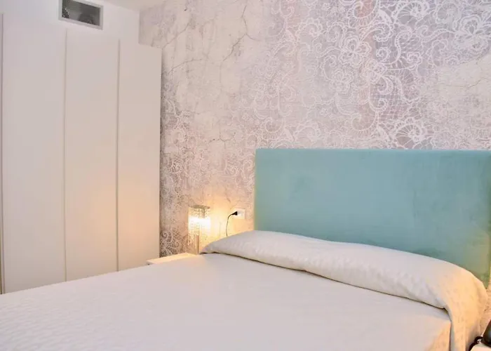 Apartman Modern Beachfront Flat In A With Pool Bibione